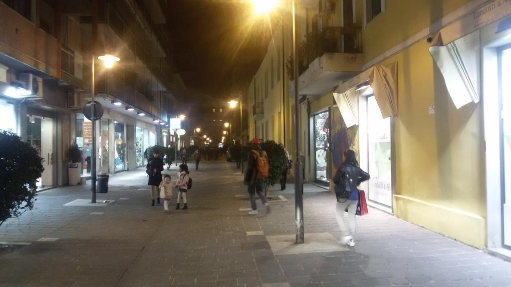 Suites Rome Pescara Zewnętrze zdjęcie