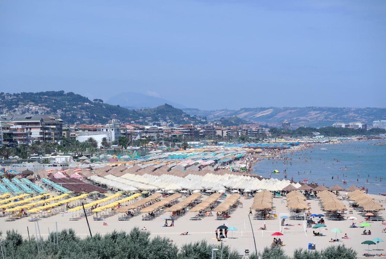 Suites Rome Pescara Zewnętrze zdjęcie